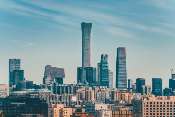 Sách và tài liệu đa ngôn ngữ — biểu tượng ngôn ngữ trong trọng tài xuyên biên giới