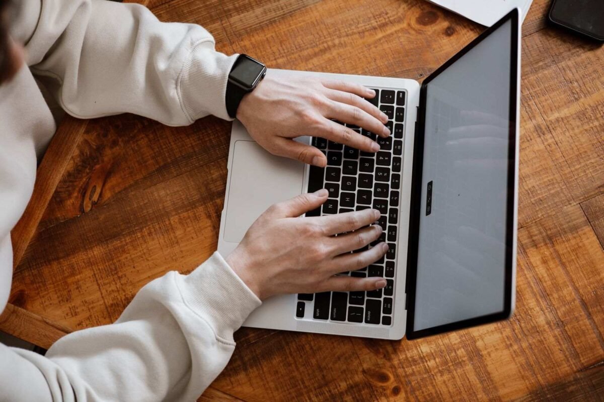 Corporate Criminal Liability: Vietnam vs China Compared 2 Man and woman using a laptop together