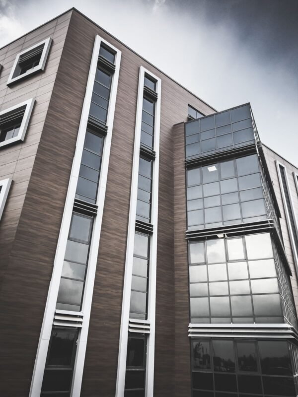 Heirs of shares in a joint stock company: do they automatica