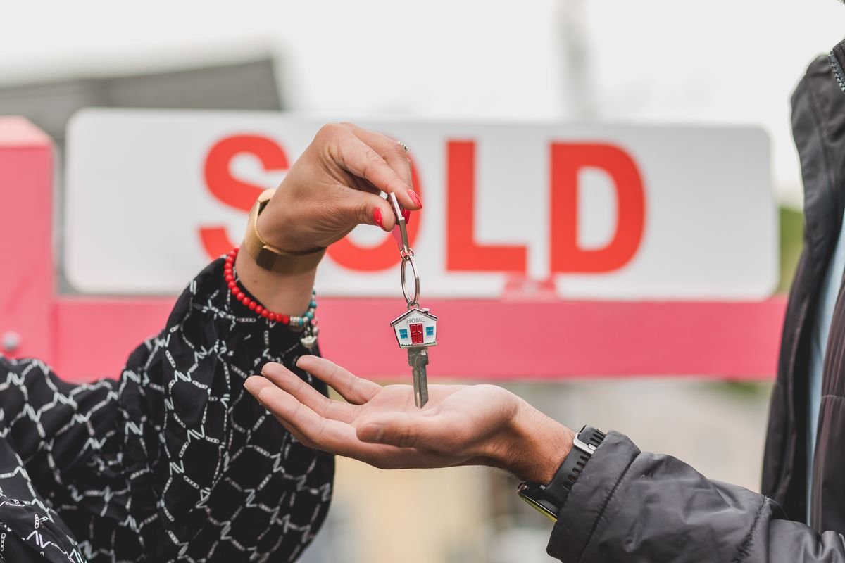 Separate property of spouses during marriage: identification