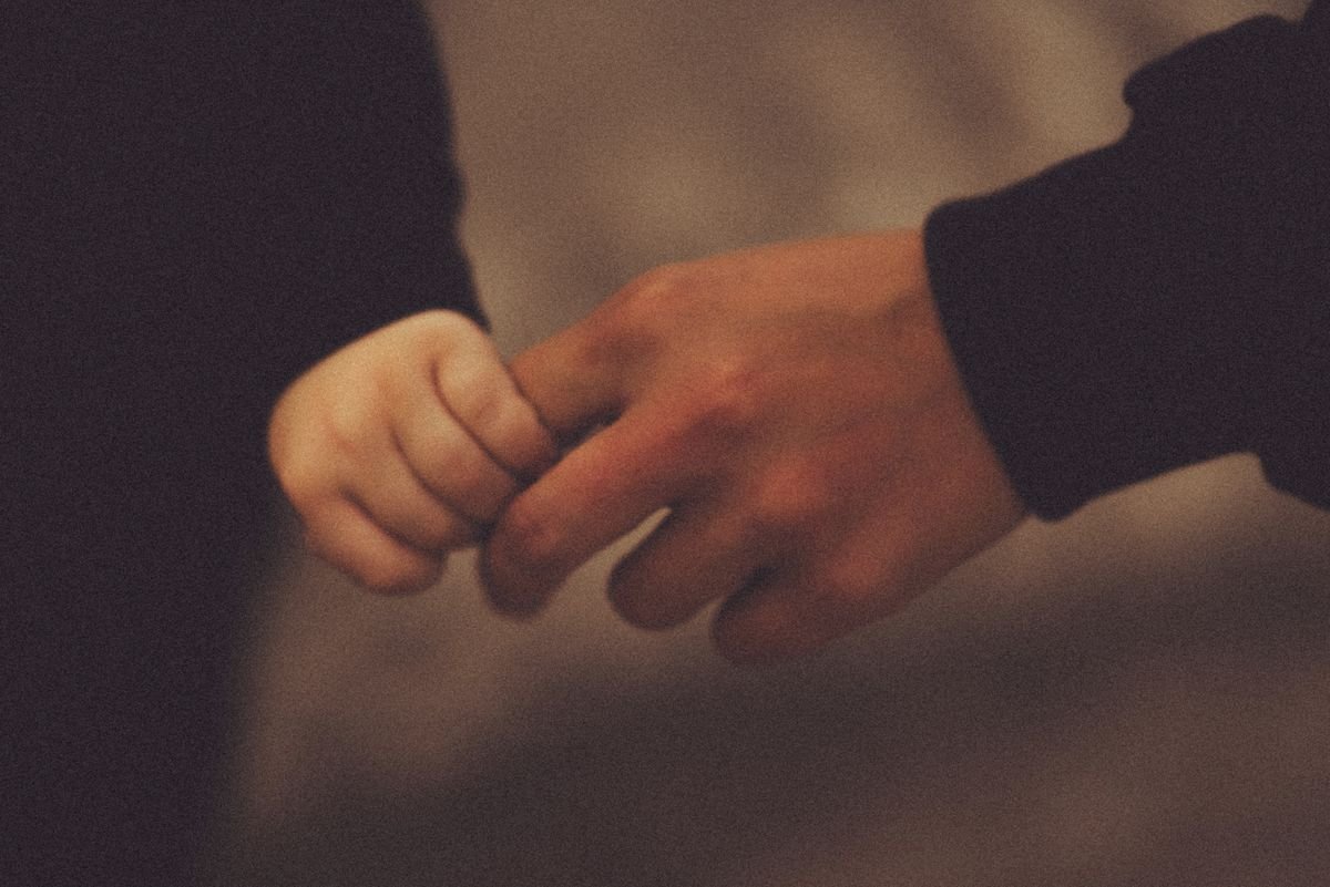 Nhận con nuôi có yếu tố nước ngoài: điều kiện và thủ tục