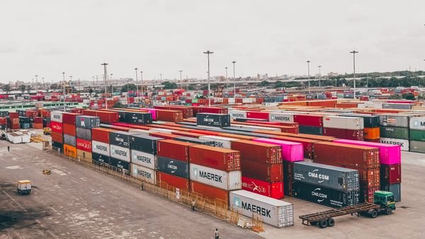 Thuế nhà thầu nước ngoài (FCT): khi nào phải khấu trừ, cách