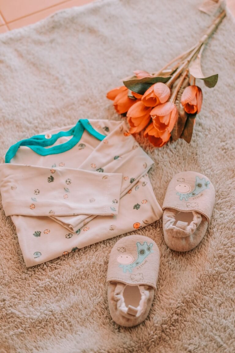 Lao động nữ mang thai, nuôi con nhỏ: 7 quyền bảo vệ đặc biệt
