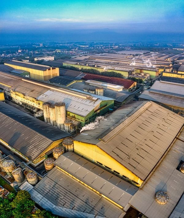 Actual Timelines at the Industrial Park Management Board: Statutory Days vs Reality, and Where Delays Happen 1 Aerial view of factories in an industrial park (illustrative)