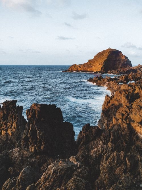 黄昏时分的越南海岸（示意图）