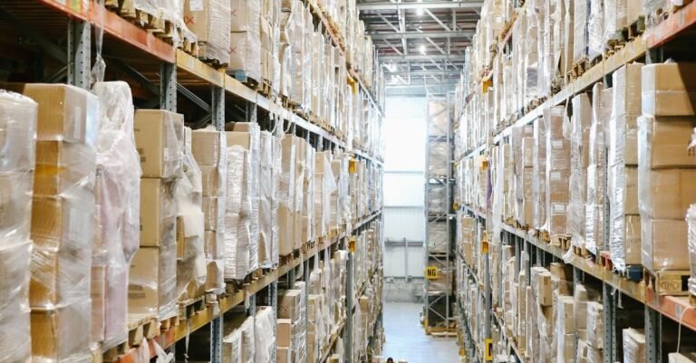 Export goods warehouse (illustrative)