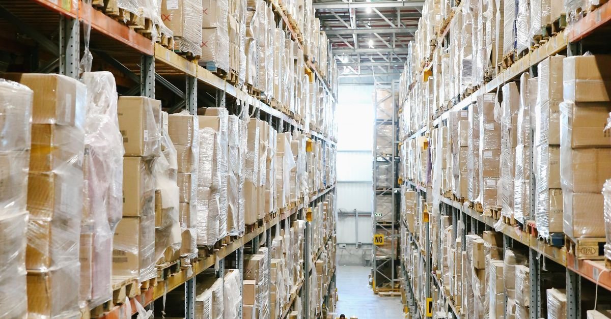Export goods warehouse (illustrative)