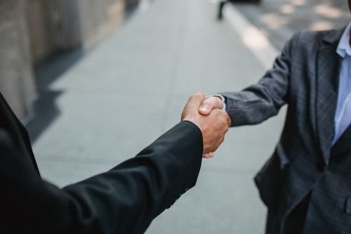 Dispute resolution clauses in joint venture contracts with f