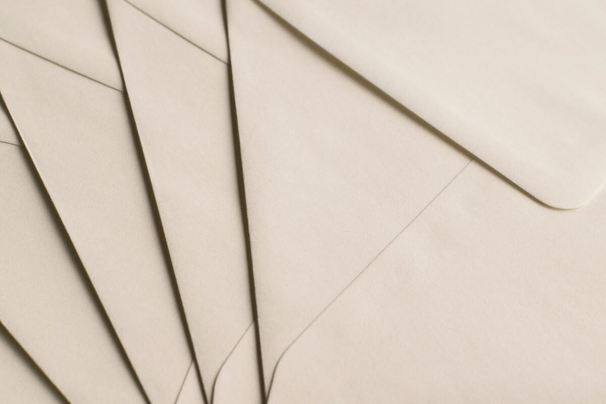 How Long Should Legal Advisory Emails Be Retained as Evidence? 1 How Long Should Legal Advisory Emails Be Retained as Evidence?