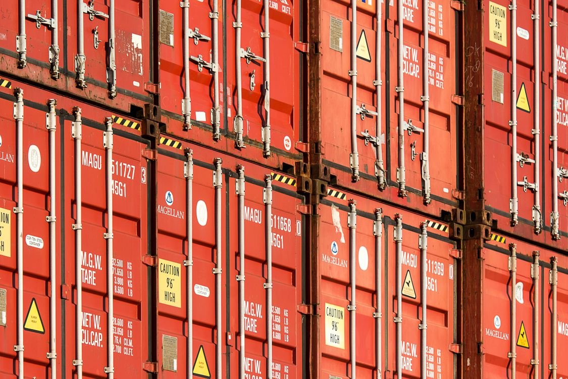 Stacked shipping containers — specialized inspection 2026