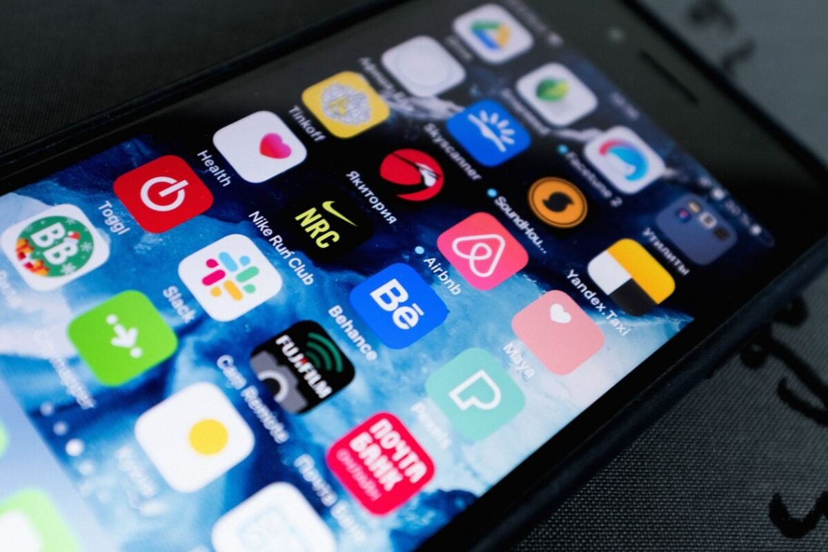 Smartphone displaying app icons — illustrating trademark registration for mobile apps