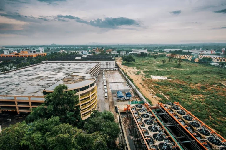 Aerial view of an industrial park — industrial land lease illustration