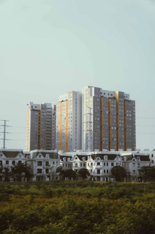 Người Việt Nam định cư ở nước ngoài có được sở hữu nhà ở — khu dân cư tại Việt Nam