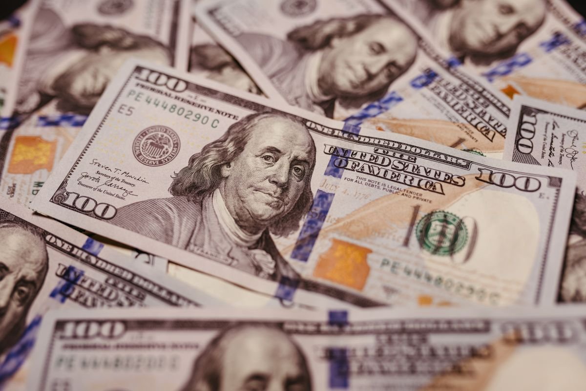 Can a Foreigner Be Prosecuted for Embezzlement at a Company in Vietnam? 2 Cash and accounting ledgers