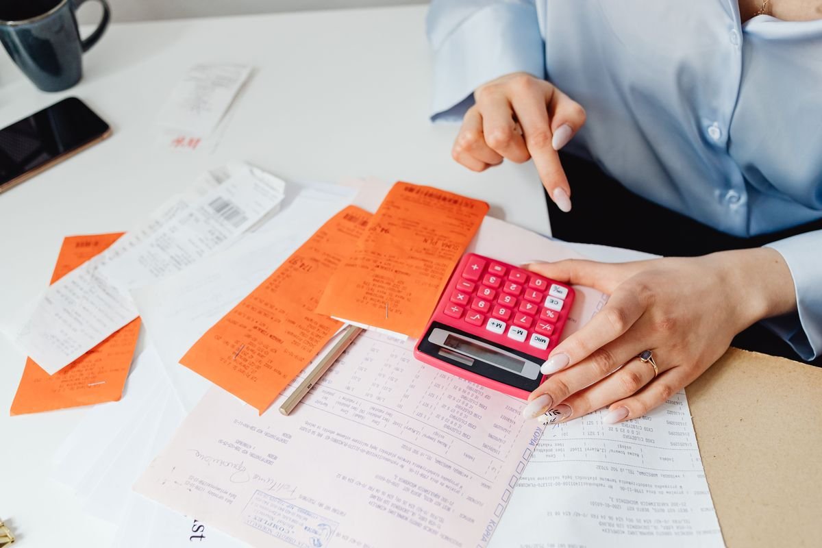 Kế toán trưởng có chịu trách nhiệm hình sự khi doanh nghiệp trốn thuế? 2 Sổ sách kế toán và báo cáo tài chính doanh nghiệp