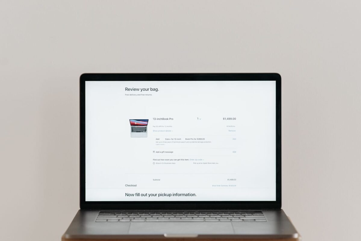What Mandatory Contents Must an E-commerce Website Privacy Policy Contain in Vietnam? 1 E-commerce website privacy policy template in Vietnam