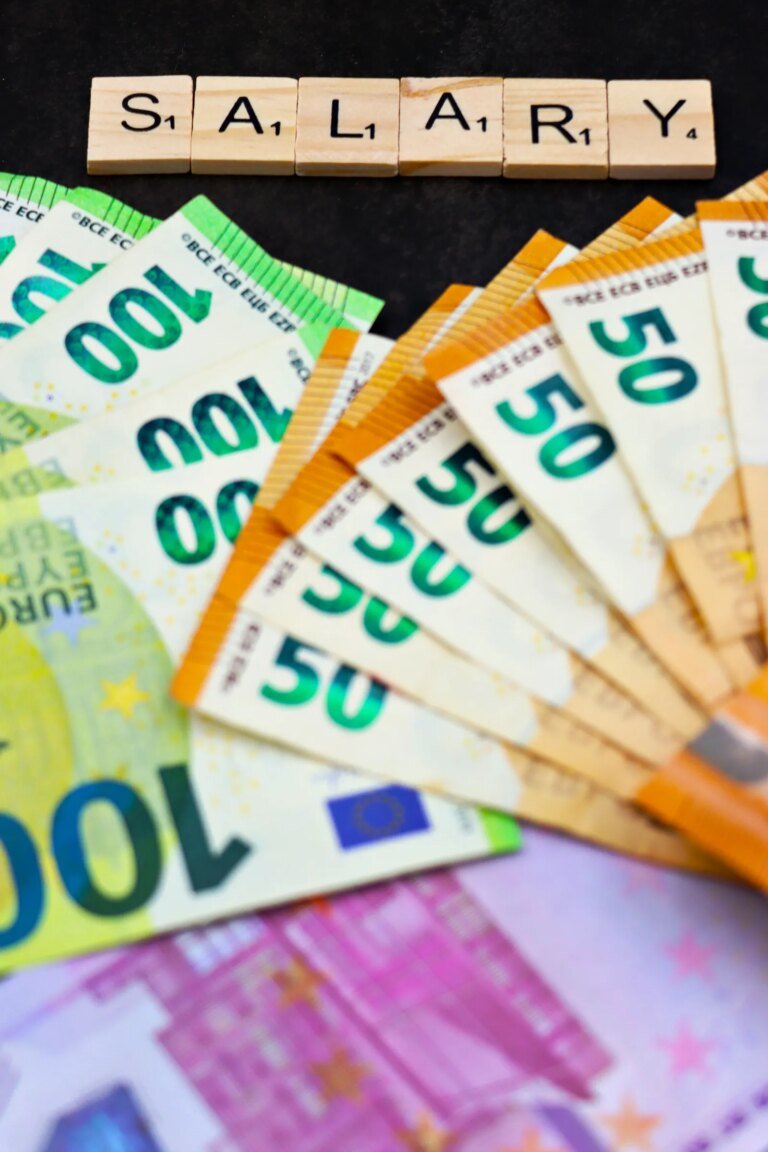 Piece-Rate vs Time-Based Pay: How Is Overtime Calculated Differently?