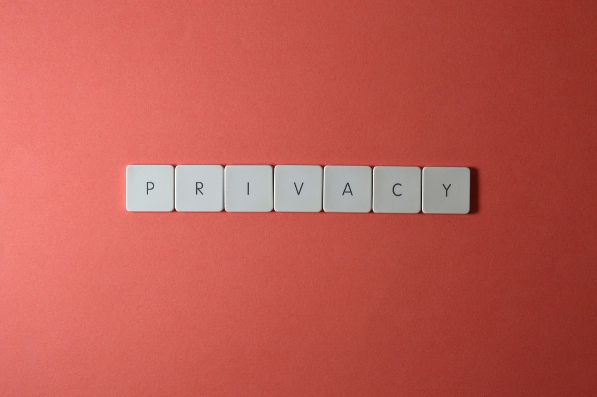 FLAW P0981 en - Privacy letter tiles
