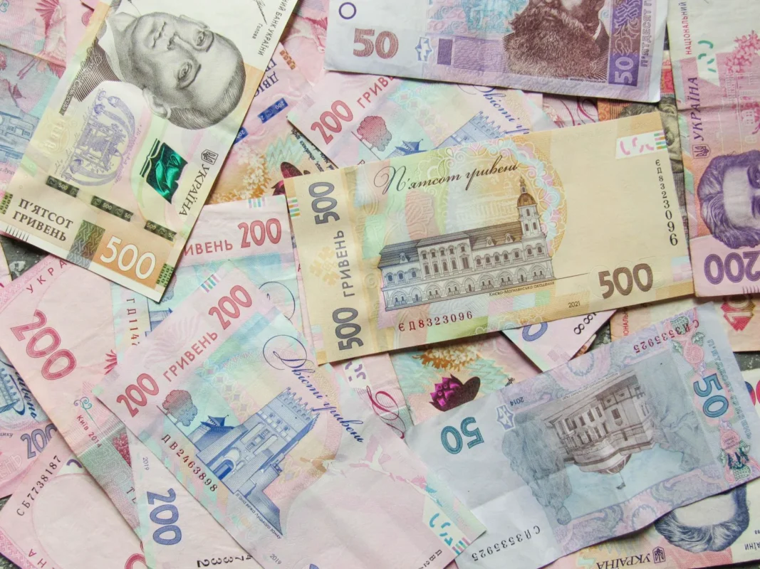 Banknotes of various currencies — illustrating profit repatriation