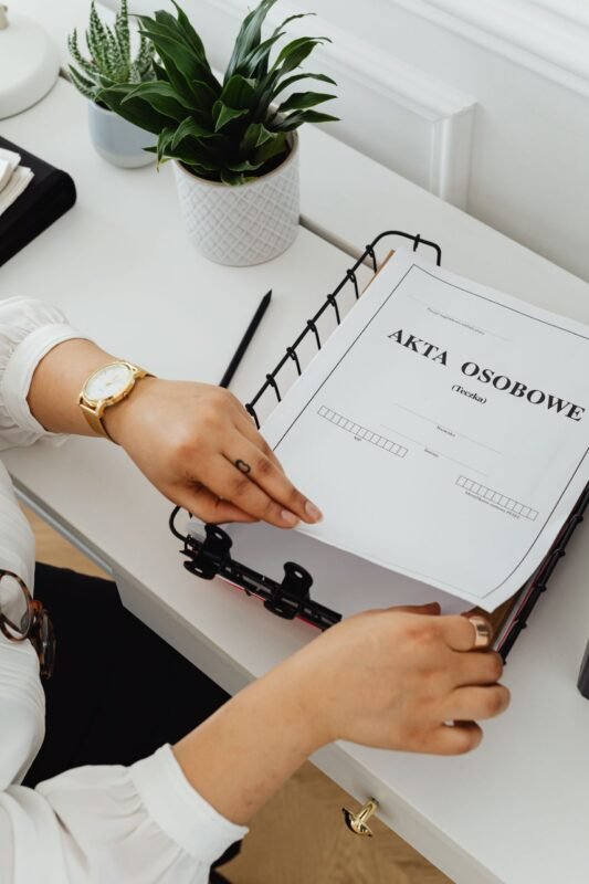 Hồ sơ xin thẻ tạm trú — bìa hồ sơ cá nhân