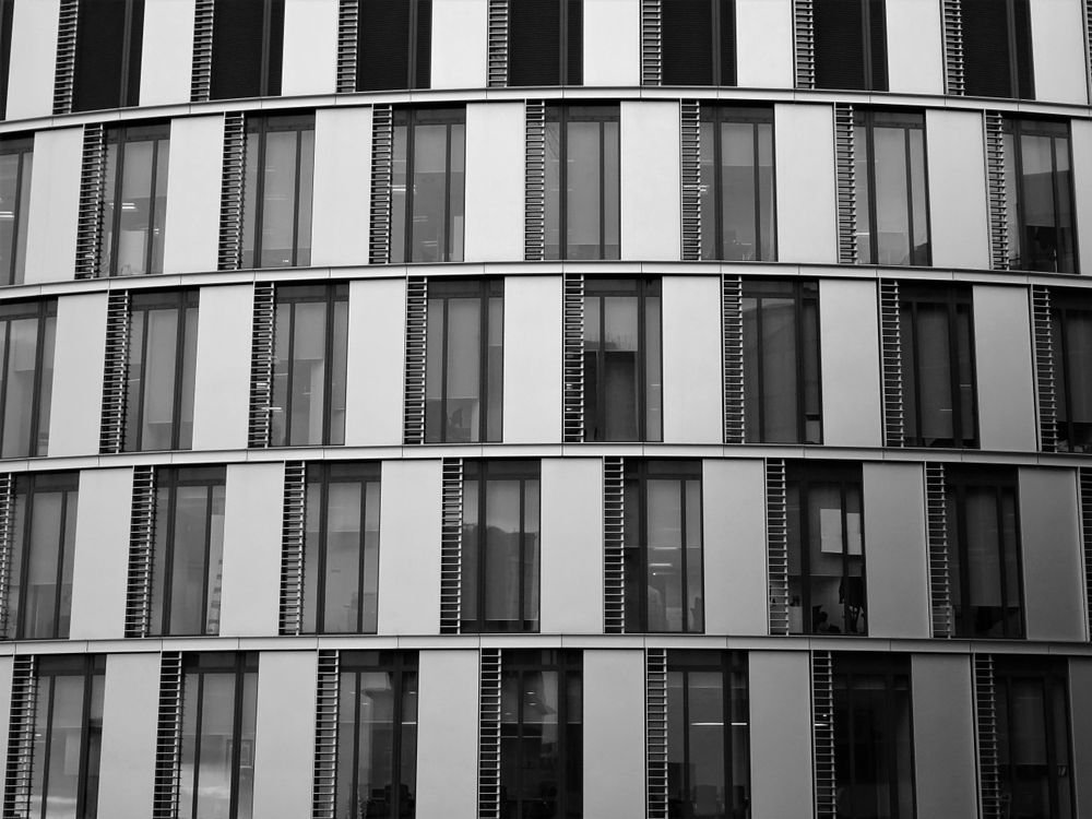 Business visa for Chinese nationals — modern office building