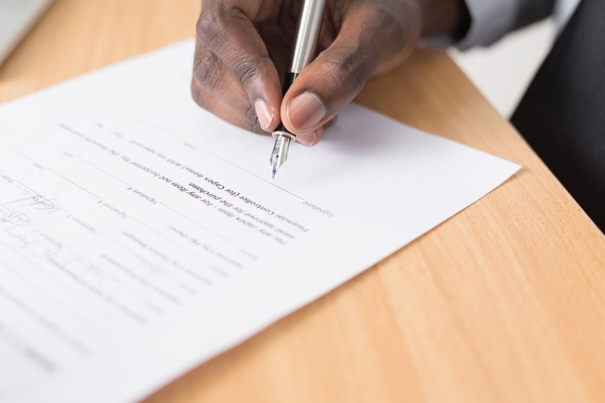 Người đại diện theo pháp luật là người nước ngoài: visa và thẻ tạm trú