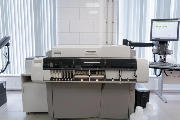 Laboratory technology equipment — illustrating an article on registering technology transfer contracts in Vietnam