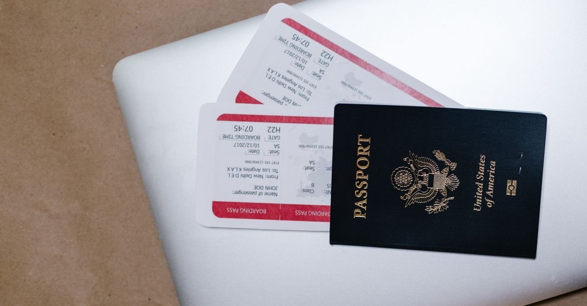 Giấy phép lao động cho chuyên gia: Việt Nam vs Pháp 1 Giấy phép lao động và visa tay nghề cho chuyên gia luân chuyển Việt Nam – Pháp