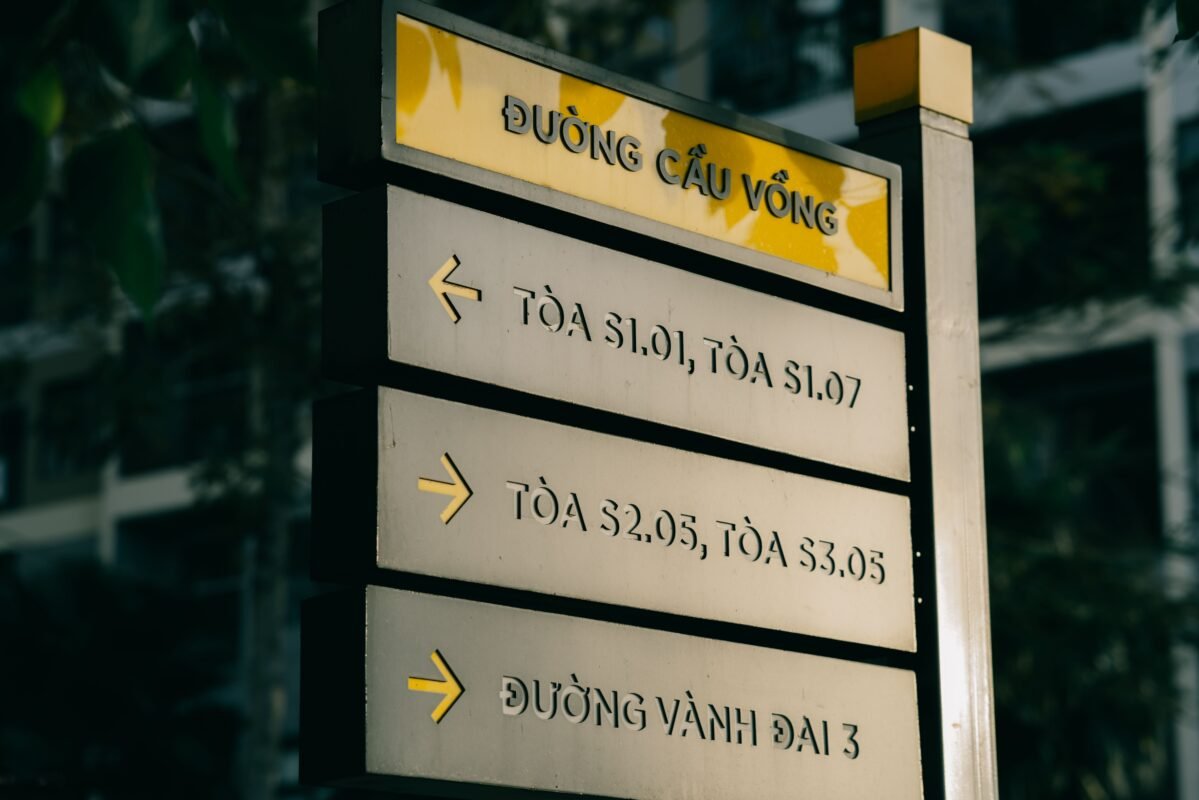 Giới hạn tăng ca ở Trung Quốc vs Việt Nam: nhà máy 3 ca chọn đâu thuận hơn?