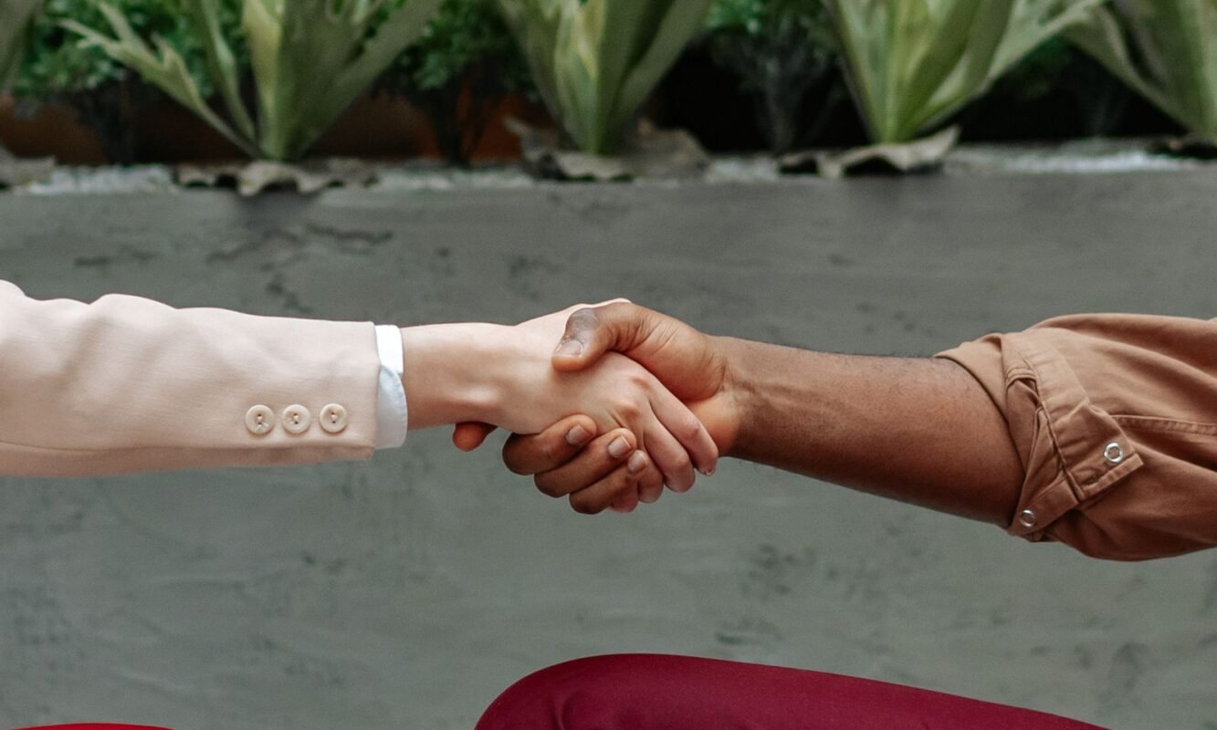 When Are Project Performance Deposits Forfeited? How to Recover Them 1 Close-Up Shot of Two People Shaking Hands