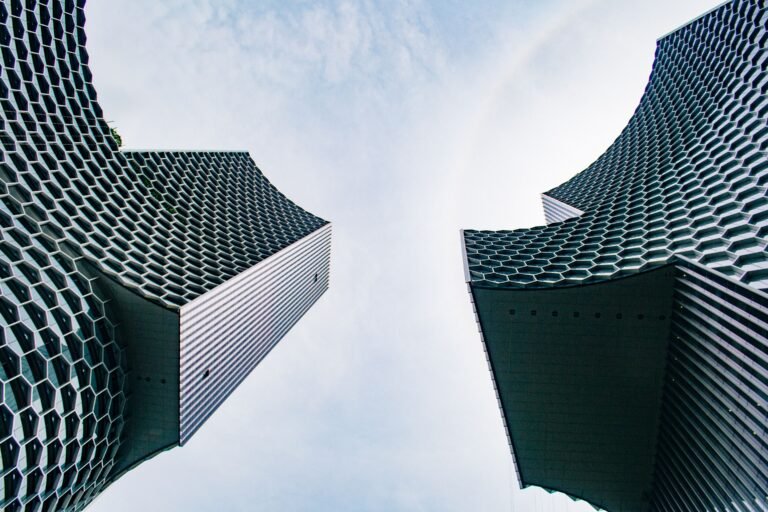 NĐT Trung Quốc đã có holding Singapore: rót thêm vốn vào Việt Nam có phải làm lại ODI?