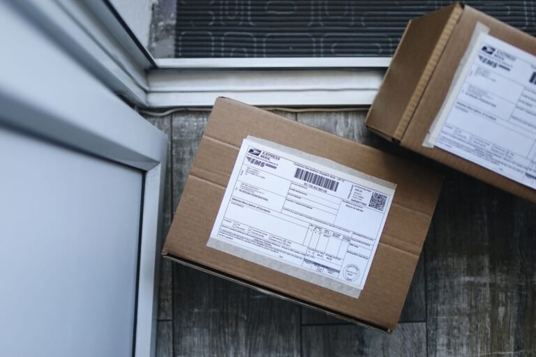 Parcel packed for return (illustrative)