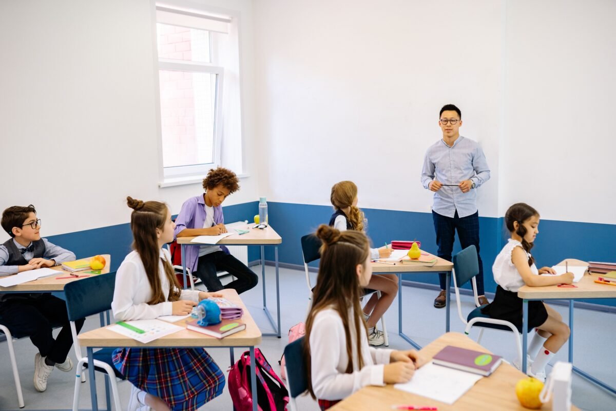 Trường song ngữ Trung – Việt có vốn đầu tư nước ngoài: điều kiện thành lập