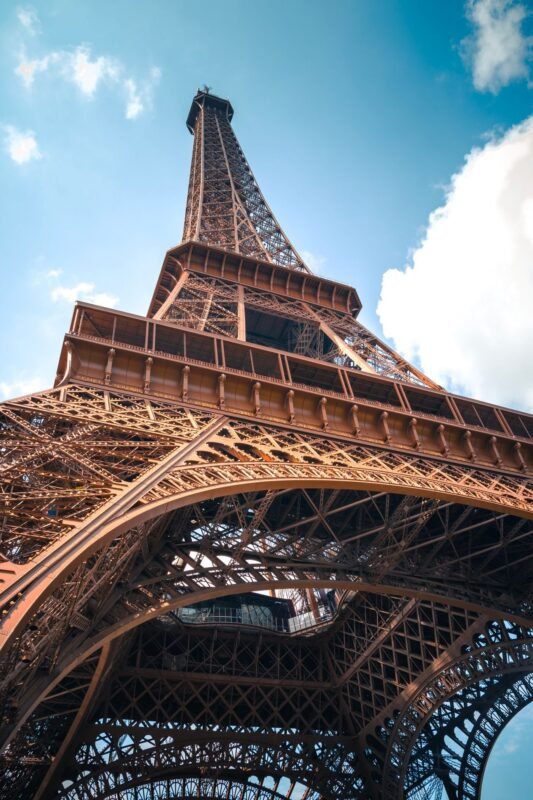 Eiffel Tower Paris — illustrating the Vietnam–France tax treaty and tax residence certification