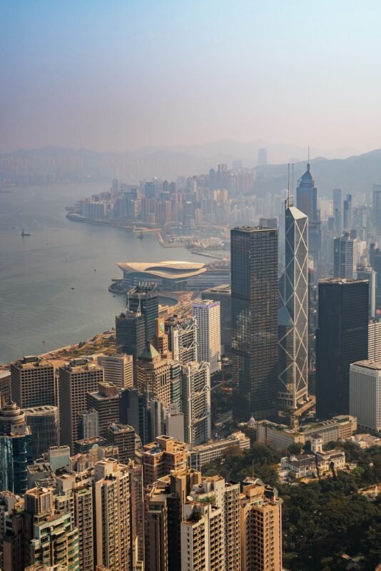 中国投资者经香港控股架构进入越南：税收协定注意事项